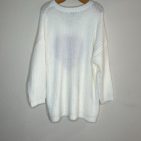 NWOT Torrid V-neck Heart Pullover Sweater Sz 3 Valentine’s Day - Picture 11 of 11